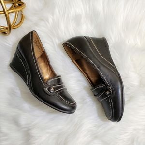 White Mt. | 7.5M loafer style wedge shoes contrast